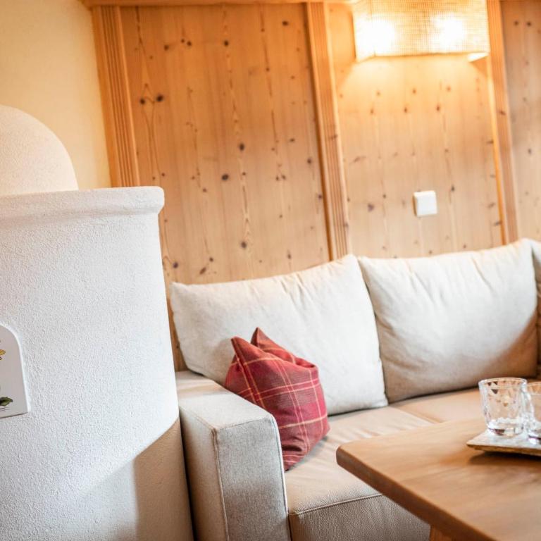 Naturhotel Lüsnerhof - Habitación Doble Deluxe con balcón - 4