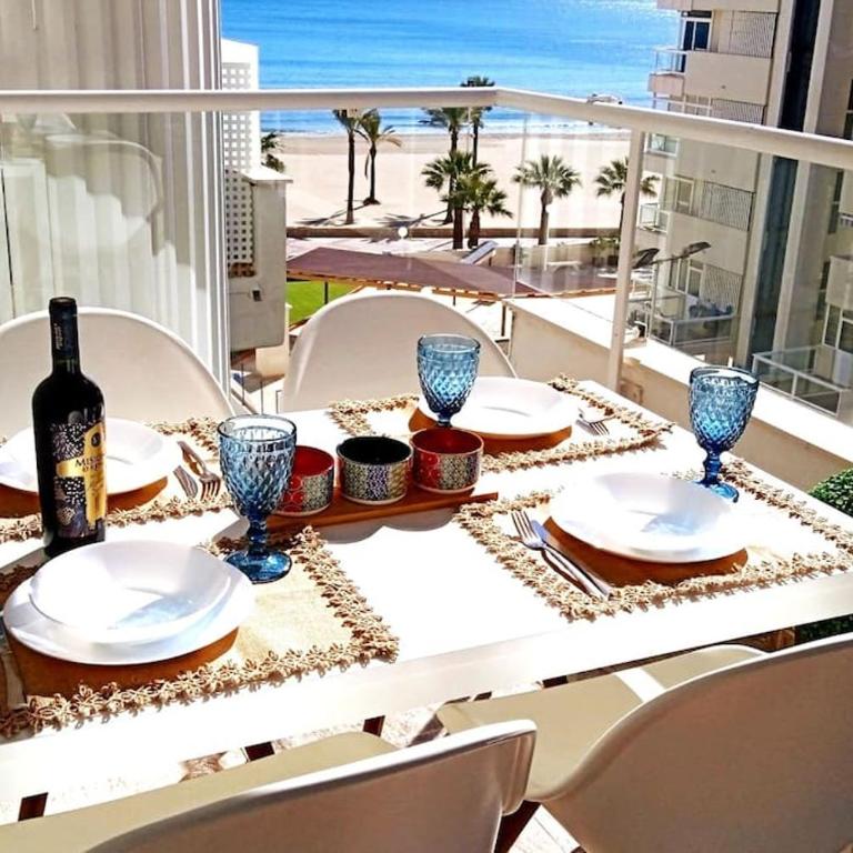Apartamento frente al mar - Two-Bedroom Apartment - 1