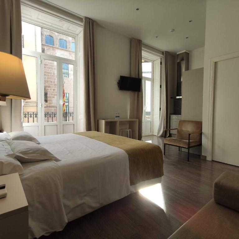 Hotel San Lorenzo Boutique Plaza - Deluxe King Studio - 1