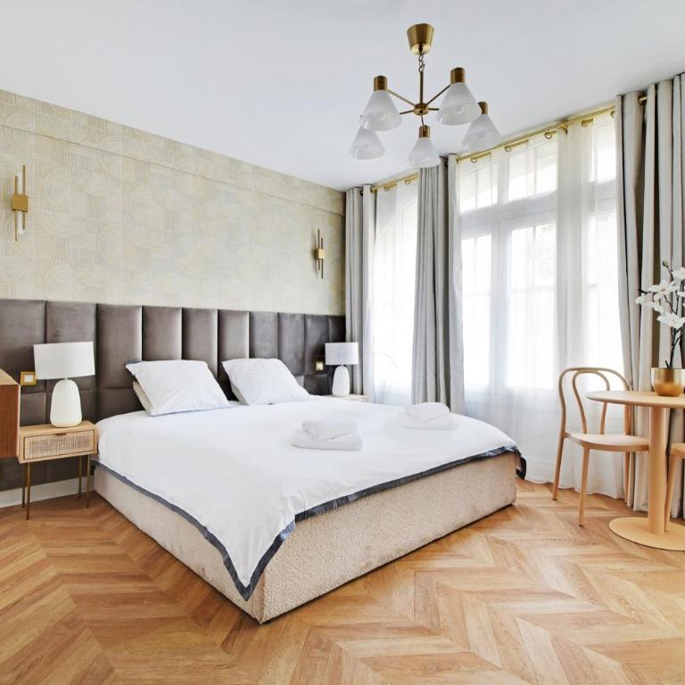 Studio Place des Vosges - Le Marais - Appartement 1 Chambre - 1