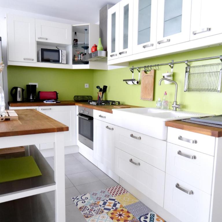 Appartement rez de chaussée au cœur de la Chaume 4 personnes Les Sables - Two-Bedroom Apartment - 3