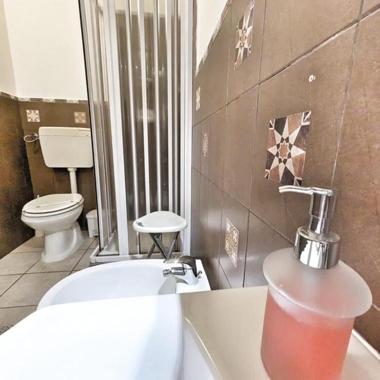 B&B Villareale 35 - Camera Tripla con Bagno Privato Esterno - 6