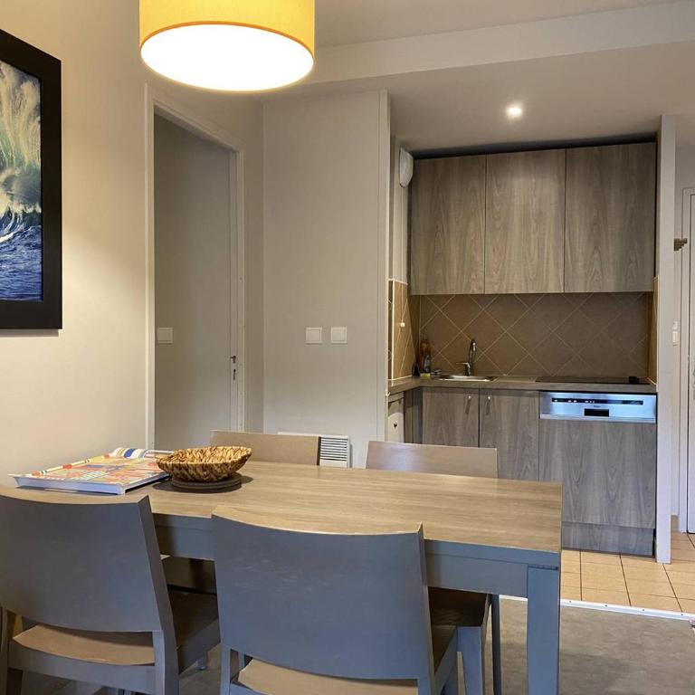 Appartement avec Piscine, WIFI, à 50m de la Plage de Trestraou - Perros-Guirec - FR-1-368-403 - Apartment - 14