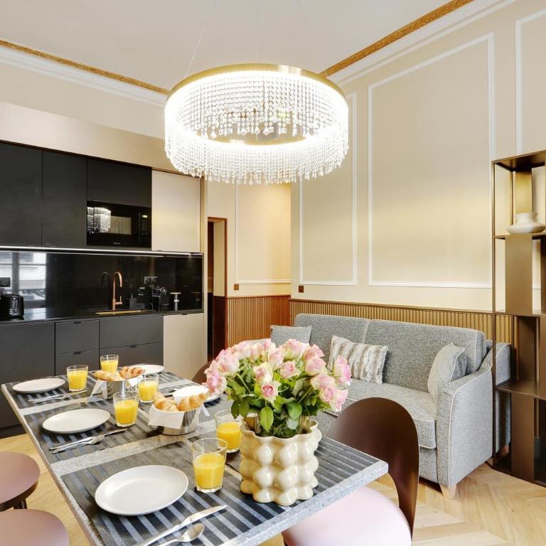 Pick A Flat's Apartments in La Madeleine-Opéra - Rue de l'Arcade - Appartement 3 Chambres - 2
