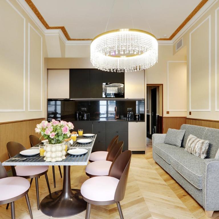Pick A Flat's Apartments in La Madeleine-Opéra - Rue de l'Arcade - Appartement 3 Chambres - 4