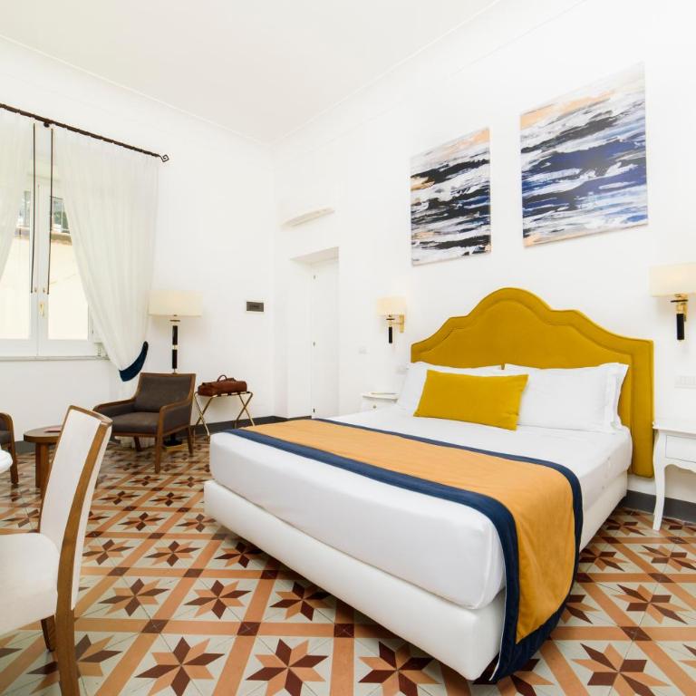 Amalfi Luxury House - Camera King - 23