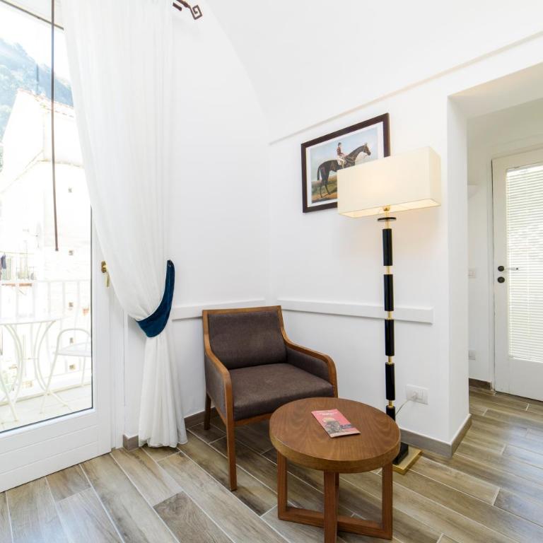 Amalfi Luxury House - Camera King - 35