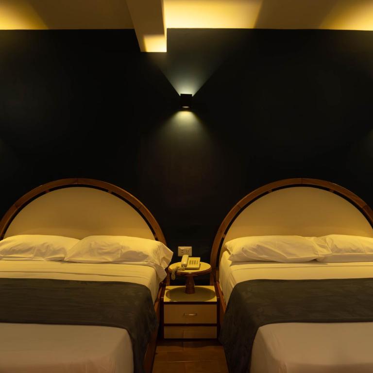 Hotel El Arroyo - Comfort Quadruple Room - 6