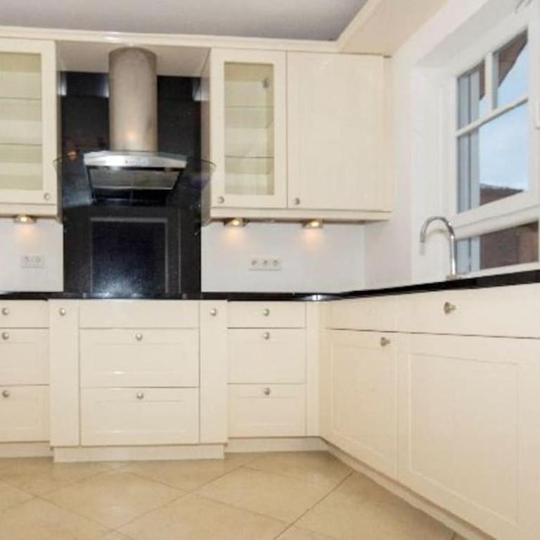 Phantastisches Haus mit Pool direkt in München - Three-Bedroom Villa - 9