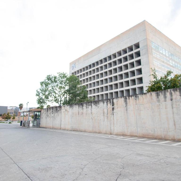 Ciencias Forum 2 Apartment - Three-Bedroom Apartment with terrace - 24