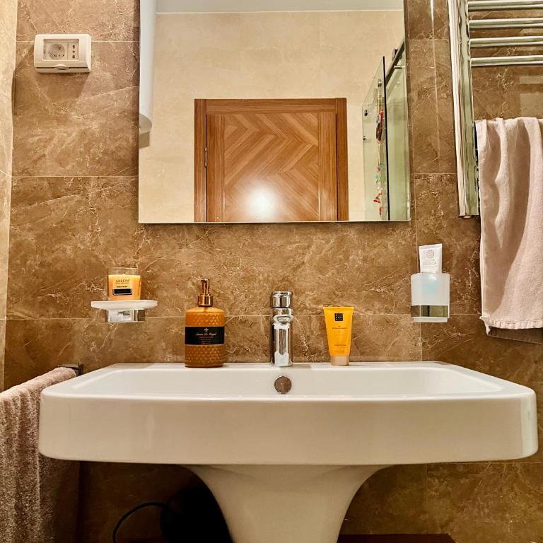 Urban Suite Athos - One-Bedroom Apartment - 4