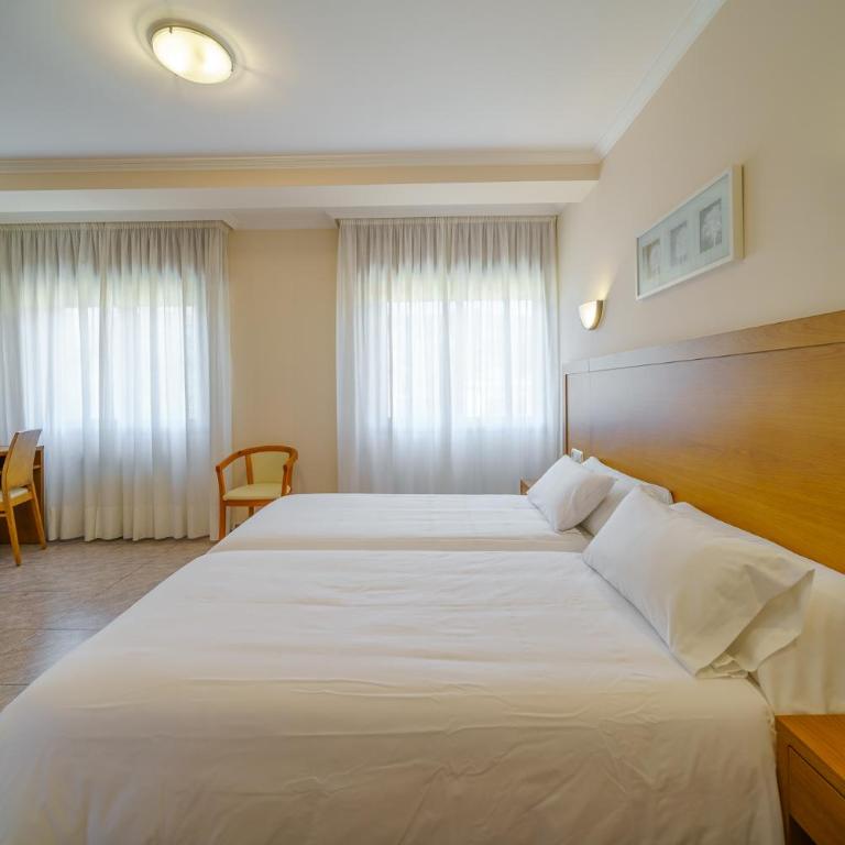 Hotel El Puente - Habitación Doble - 2 camas - 6