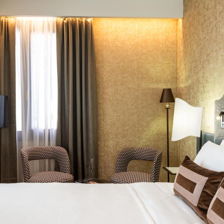 Acca Hotel - Camera Matrimoniale Standard - 6