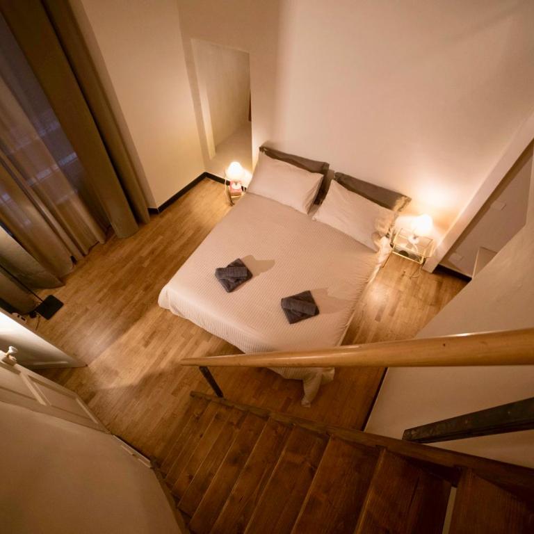 La Loggia delle Regine historic center apartment in a period building, facing the Aquarium with Wi Fi and AC - Appartamento con 2 Camere da Letto - 9