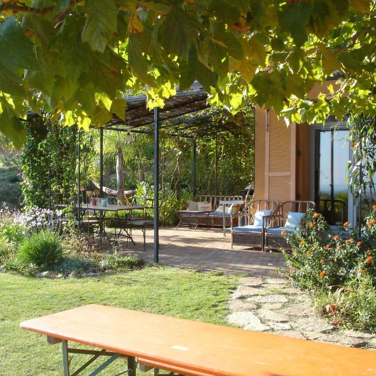 House With Garden And Sea View - Ferienhaus - 16