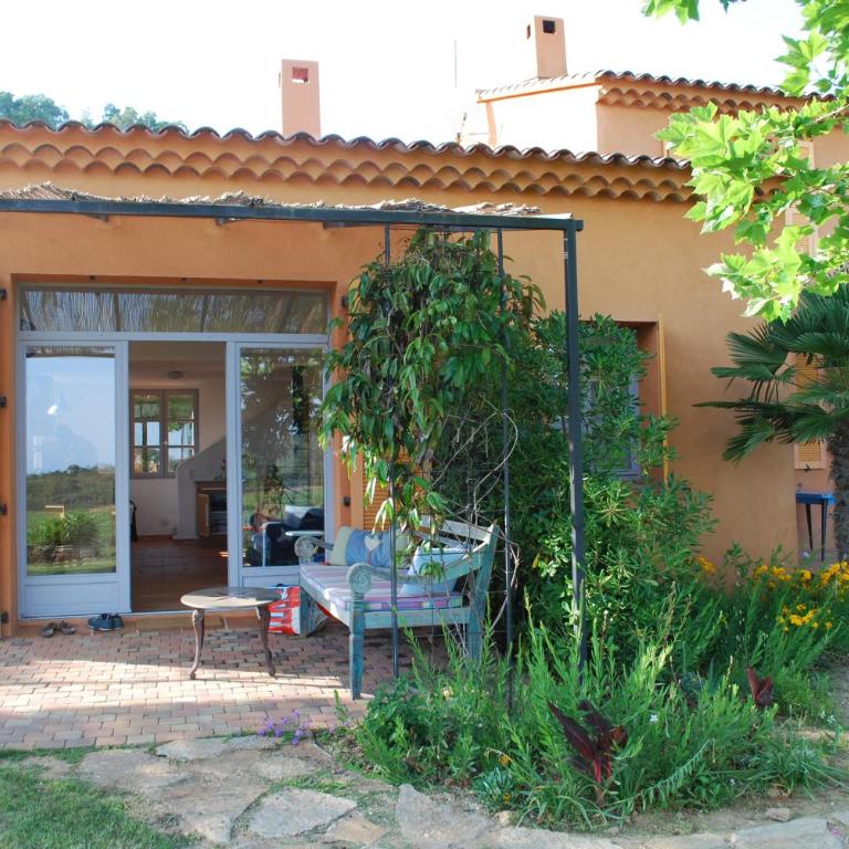 House With Garden And Sea View - Ferienhaus - 34
