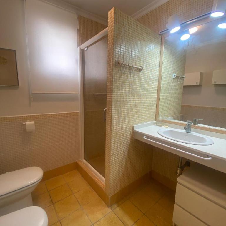 Increíble piso muy Centrico - Two-Bedroom Apartment - 27