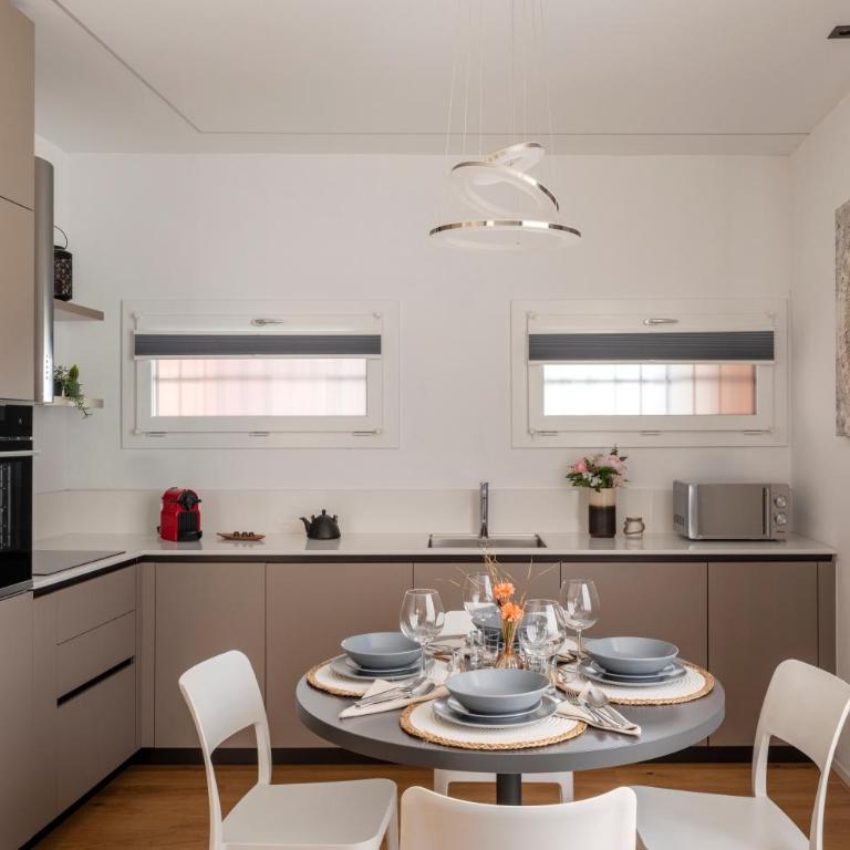 Lake Modern Suites - Free Parking - Appartamento Superior - 22