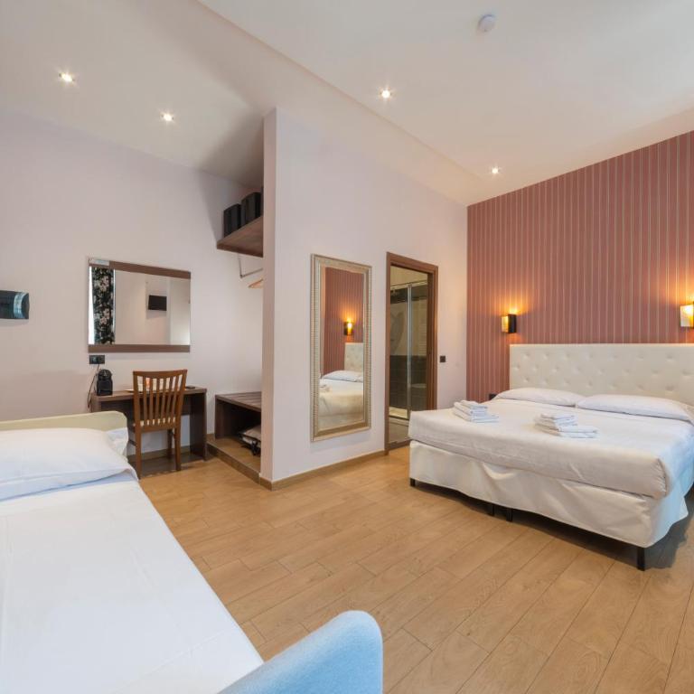 La Grande Bellezza Guest House Rome - Superior Triple Room - 14