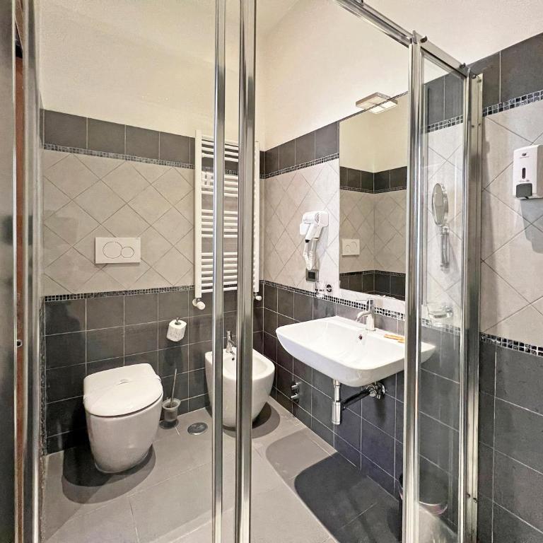 La Grande Bellezza Guest House Rome - Superior Triple Room - 10