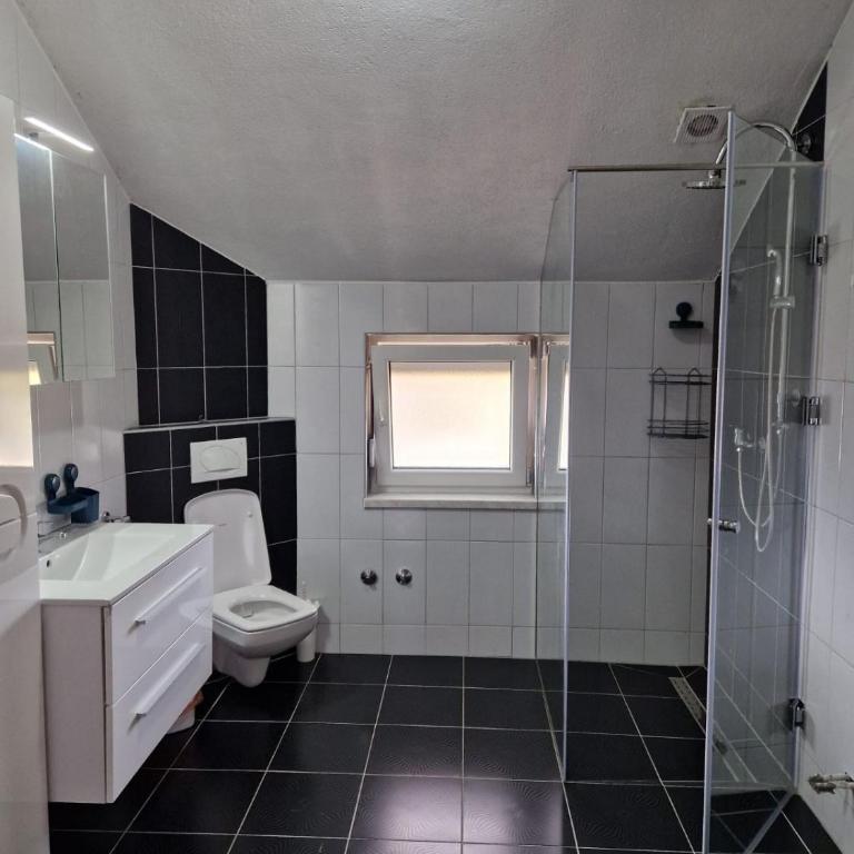Apartman Mia - Three-Bedroom Apartment - 7