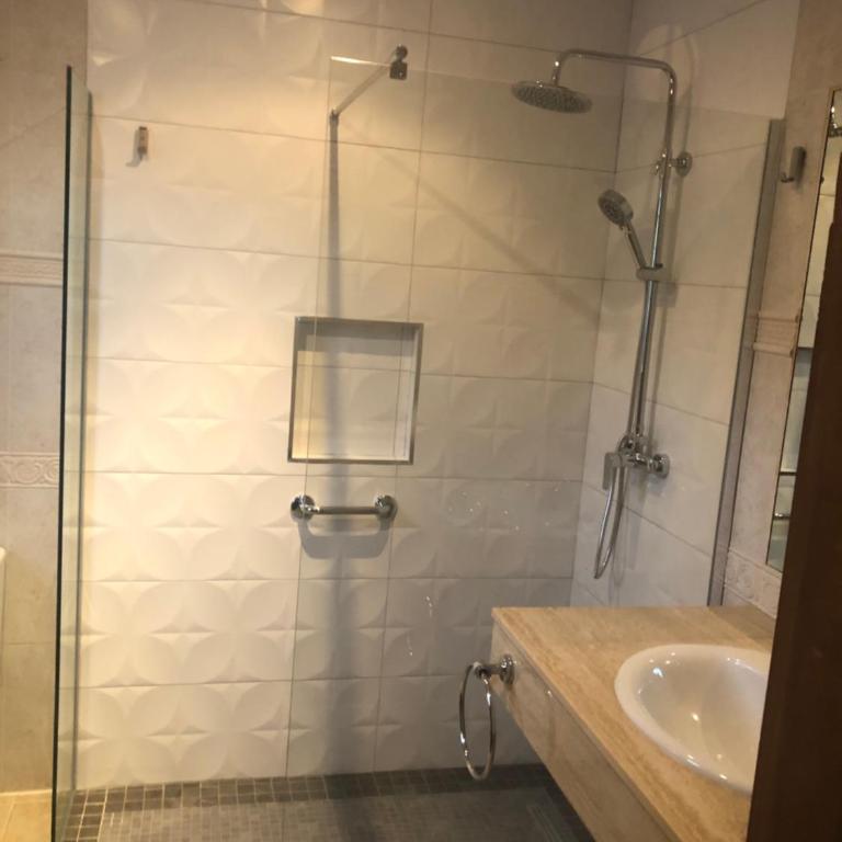 Villa Rochelle - Villa with Private Pool - 27