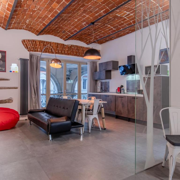 Suite & Queen Apartments by Toh Solution - One-Bedroom Apartment - 7