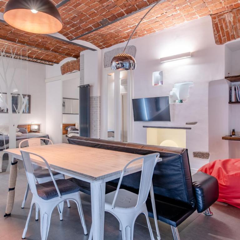 Suite & Queen Apartments by Toh Solution - One-Bedroom Apartment - 13