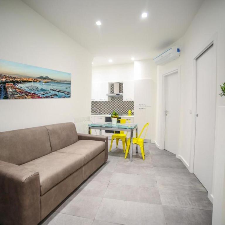 Scugnizzo Apartment - One-Bedroom Apartment - 2
