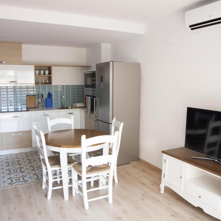 Mont-Roig Apartment - Apartment with Terrace - 1