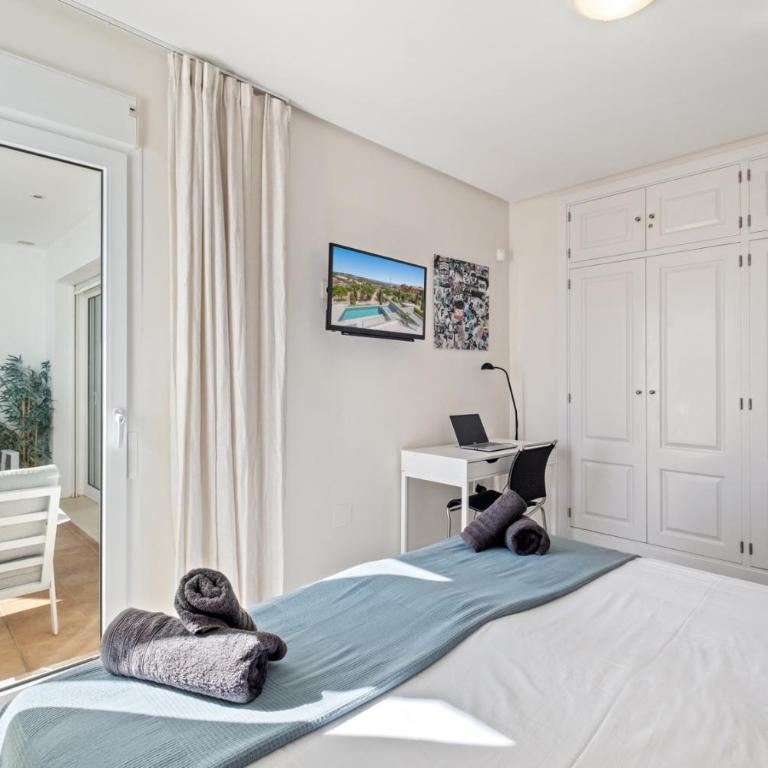 Apartamento de standing en Golf Garden Miraflores - Apartamento de 3 dormitorios - 24