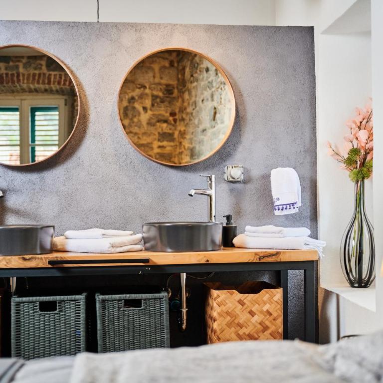 The Old Town Luxury Apartment by Montenegro Moments - Two-Bedroom Apartment - 40