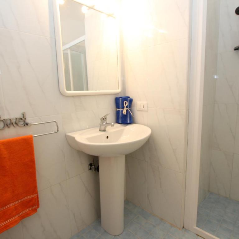 Stella - Appartamento con 2 Camere da Letto - 7