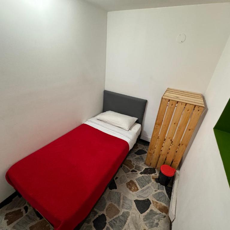 Hostel Bogotá Normandia VIP - Habitación Individual Económica - 2