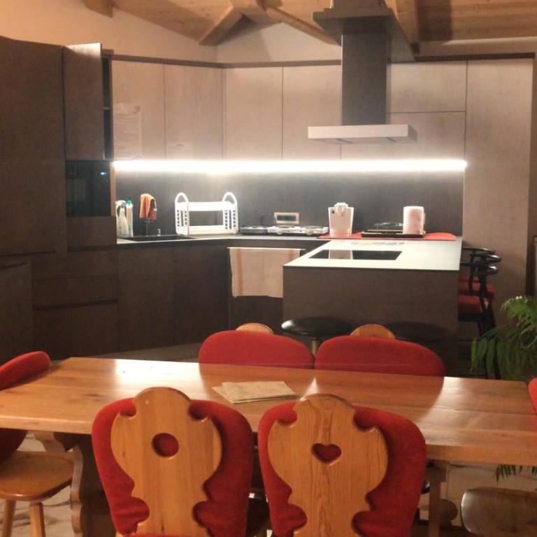 Villa Claudia - Apartment with Mountain View - 2