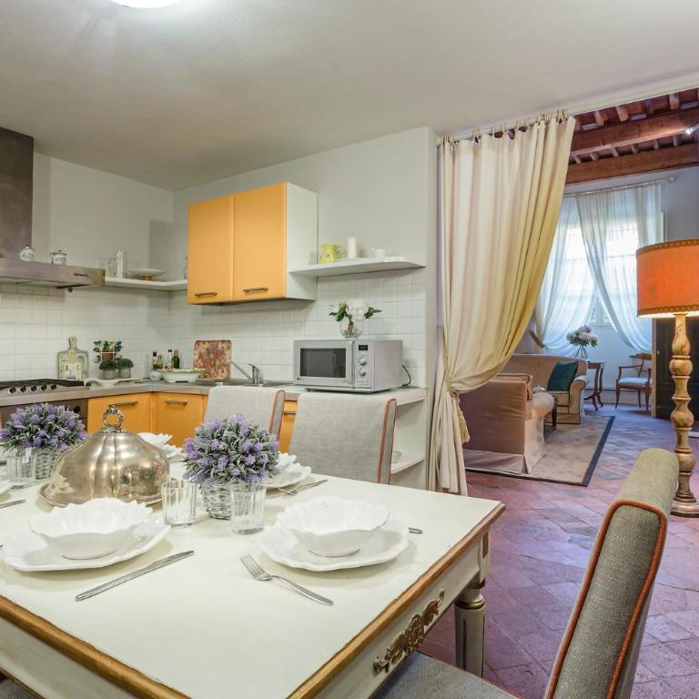 Casa Simonetta, Modern and Antique Ground Floor Apartment inside the Walls of Lucca - Appartamento con 2 Camere da Letto - 12