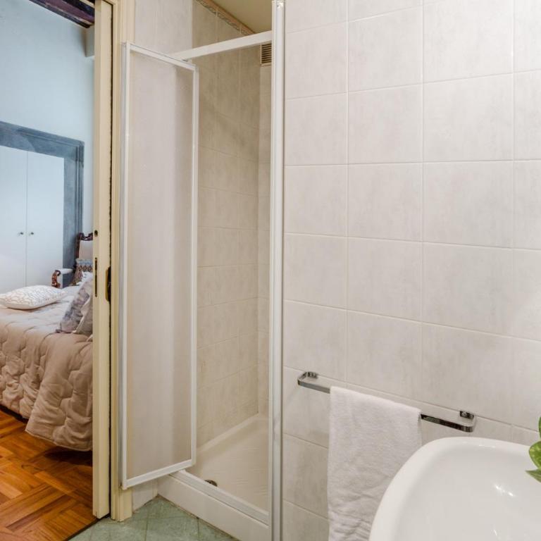 Casa Simonetta, Modern and Antique Ground Floor Apartment inside the Walls of Lucca - Appartamento con 2 Camere da Letto - 30