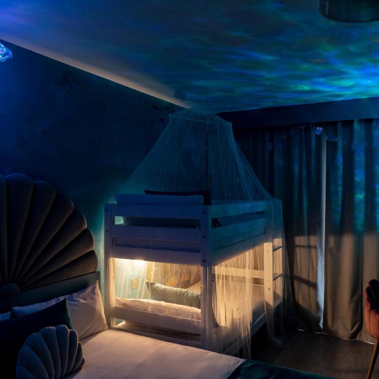 Hotel Magic Fantasy - Habitación Cuádruple Deluxe - 3