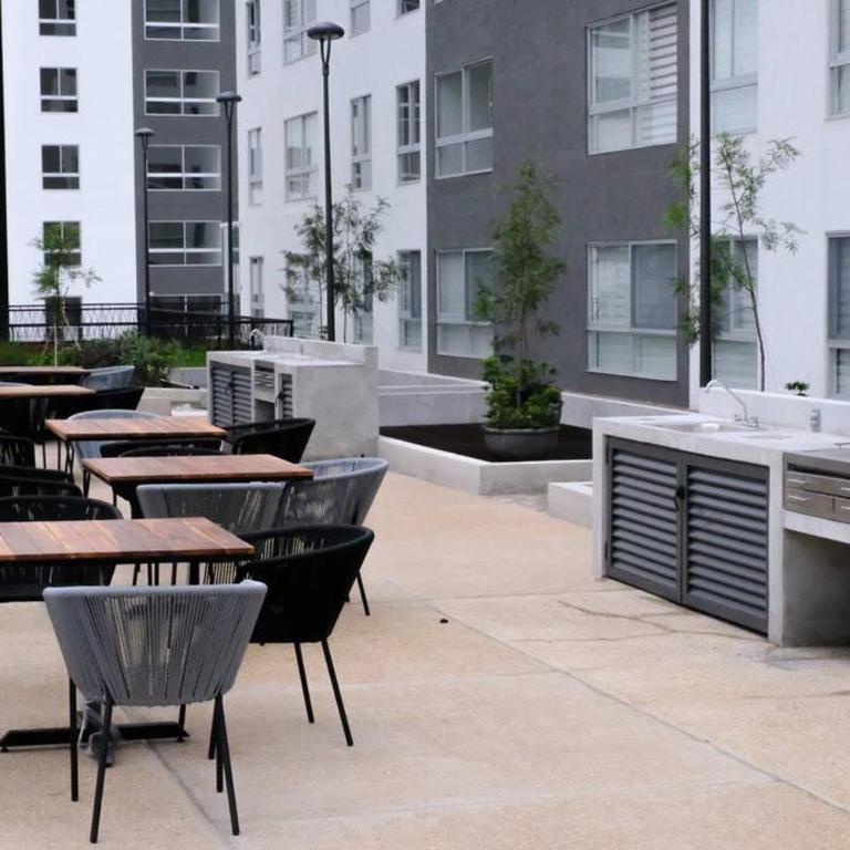Escenia Comfort, 9th floor apt with awesome views! - Two-Bedroom Apartment - 27