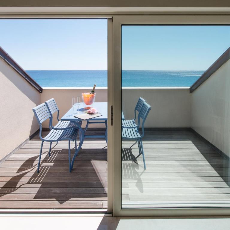 Hotel San Pietro Palace - Suite King con Vista Mare - 3
