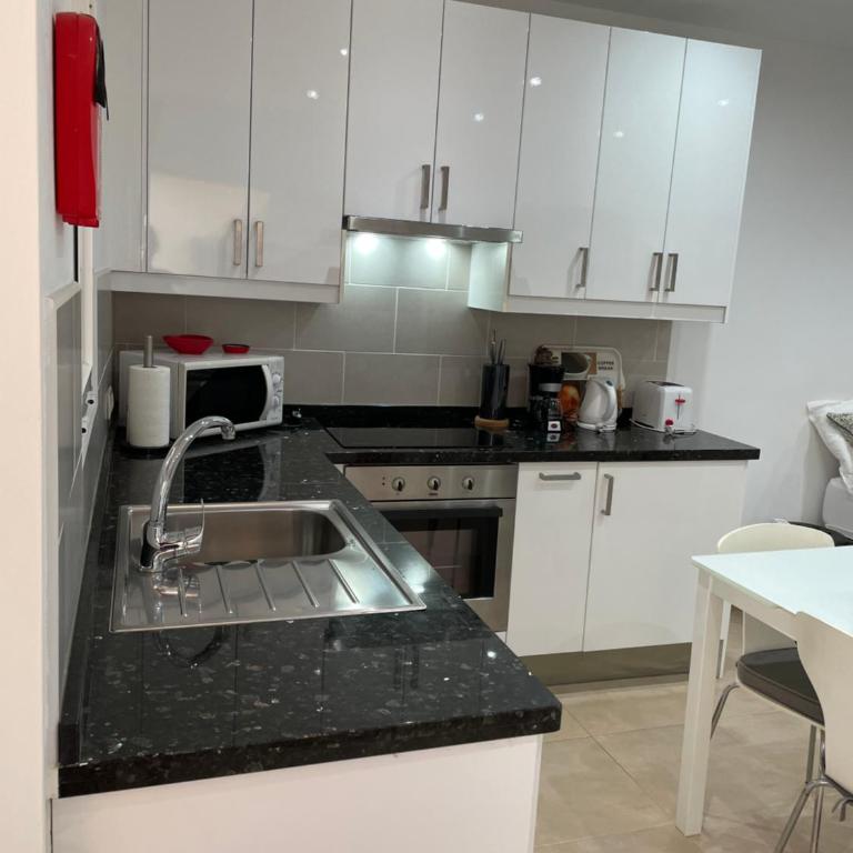 Lovely studio Nerja ground floor - Apartamento de 1 dormitorio - 9