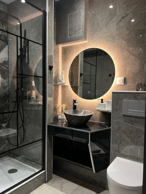 Luxueux Appartement près de la Cathédrale - Apartamento de 1 dormitorio - 30