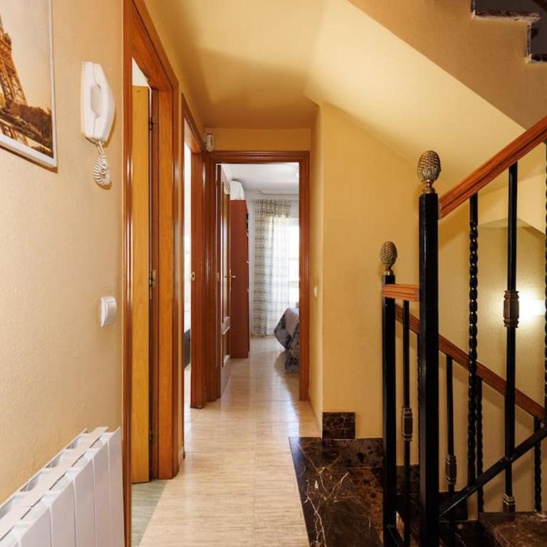 Adosado con jardín en los Xalets de Salou - Casa - 26