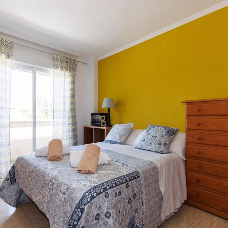 Adosado con jardín en los Xalets de Salou - Casa - 35