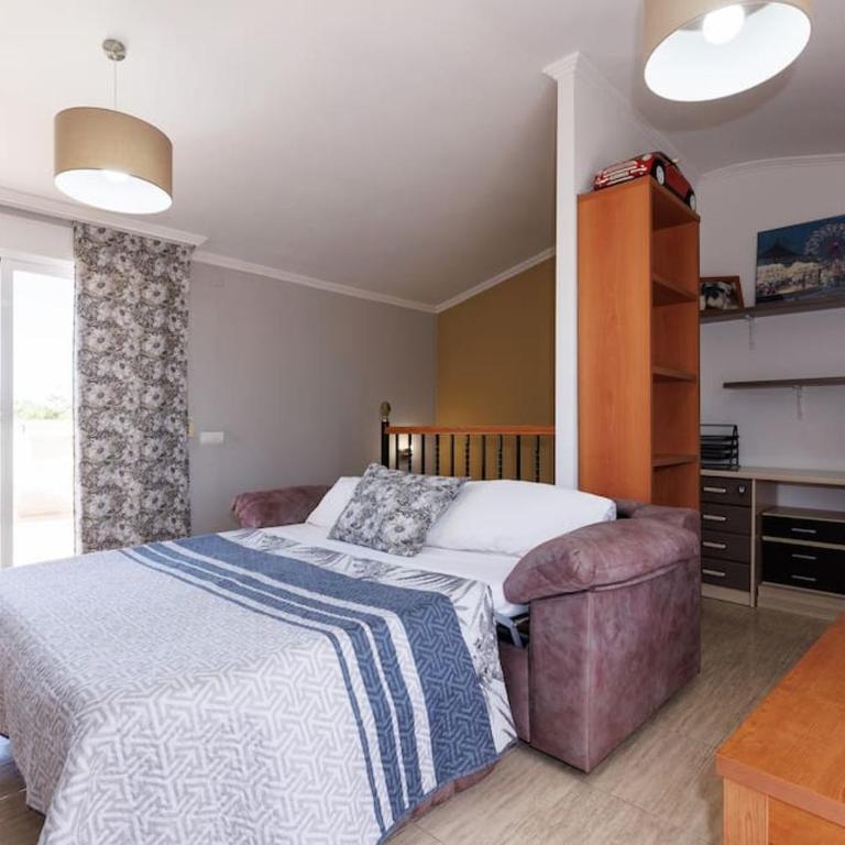 Adosado con jardín en los Xalets de Salou - Casa - 40