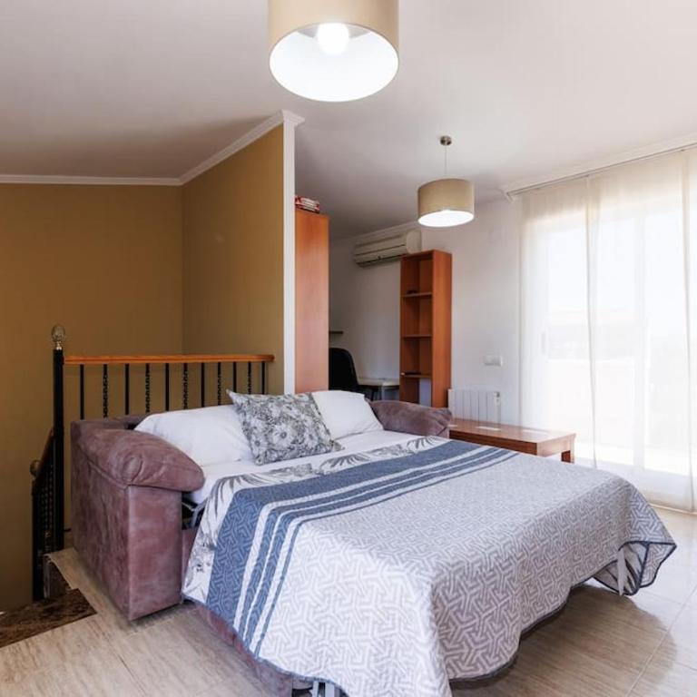 Adosado con jardín en los Xalets de Salou - Casa - 39