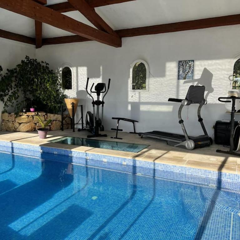 Villa Grasse vue mer exceptionnelle 8P piscine intérieure - Villa - 25