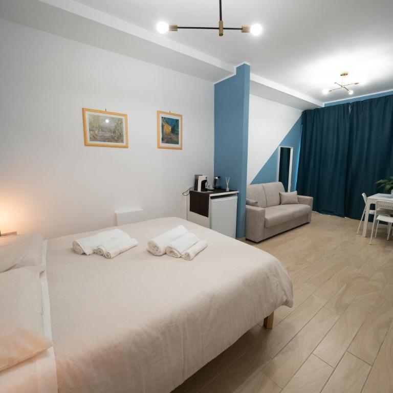 PALAZZO ENNIO - Large Double Room - 8
