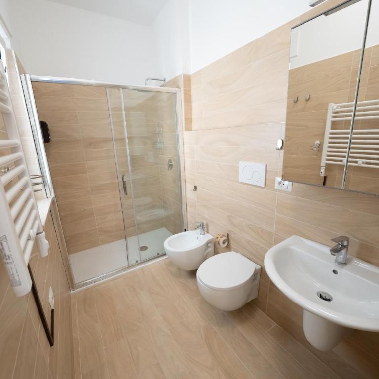 PALAZZO ENNIO - Deluxe Double Room with Extra Bed - 13