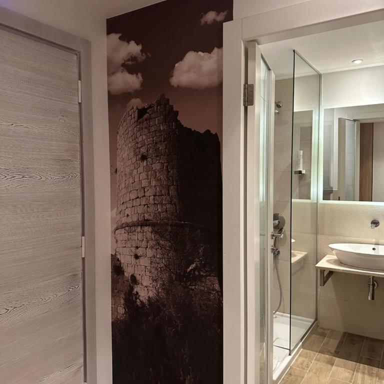 Hotel Nar - Dvokrevetna Soba sa Bračnim Krevetom/Zasebnim Krevetima i Balkonom - 16